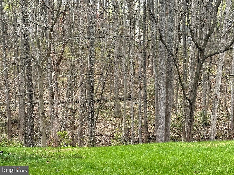 2nd image of 16130 Olmstead Ln