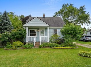 435 W Livingston Rd, Highland, MI 48357