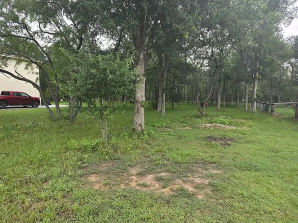 187 Waikakaaua Dr, Bastrop, TX 78602