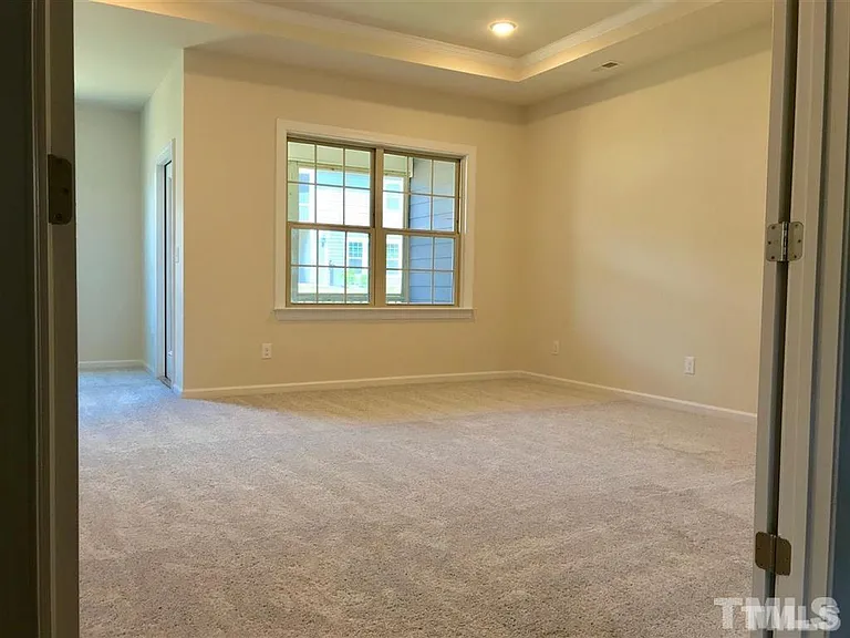 1907 Blue Jay Point — Photo 15