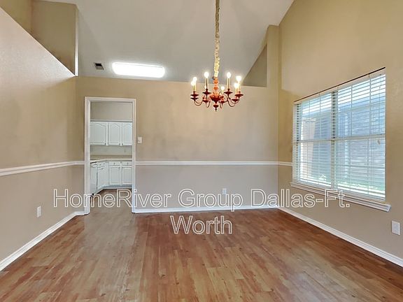 5th image of 4418 San Fernando Ln
