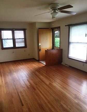 5th image of 3323 Chateau Ln