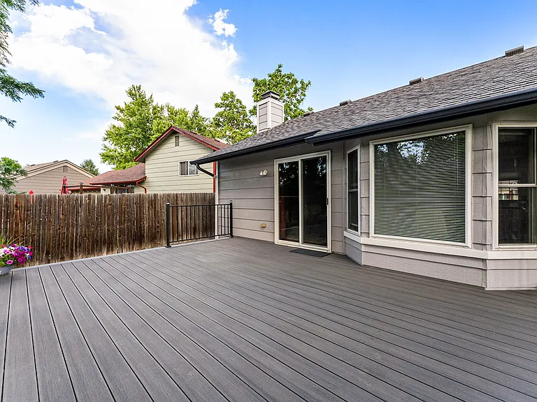249 S Buchanan Ave — Photo 22