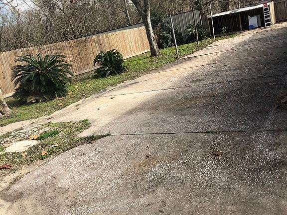 5th image of 5327 Pine Ave
