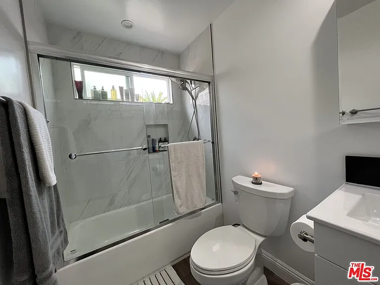 12512 Rubens Ave — Photo 8