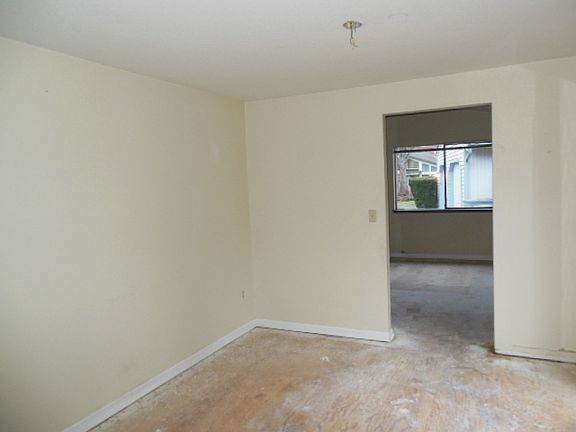 4th image of 19809 SE 266th Ct