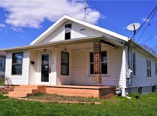 319 2nd St NE, Carrollton, OH 44615