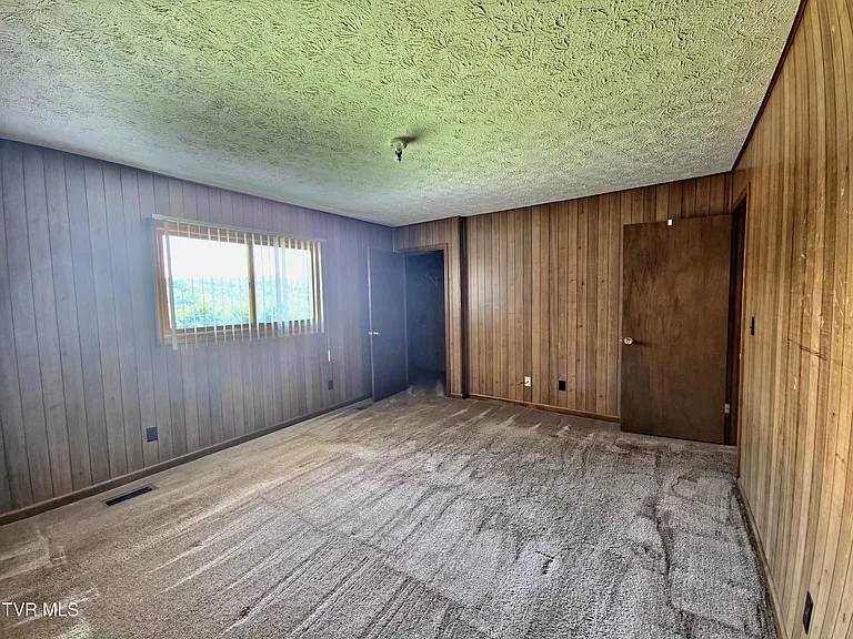 549 N Holston River Dr #A — Photo 16