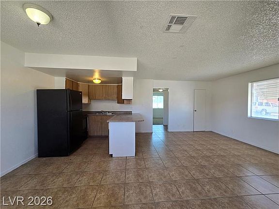 3rd image of 628 Triest Ct APT D