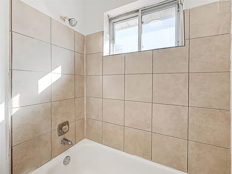 24130 Silversmith Ln — Photo 26