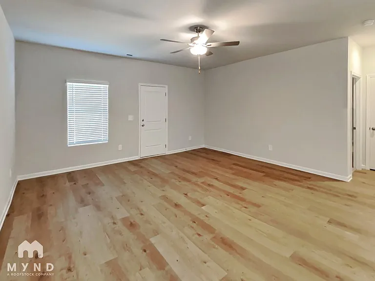 159 Olde Hearth Rd — Photo 8