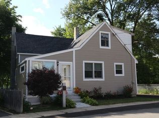 13 California St, Amesbury, MA 01913