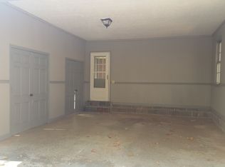 649 Mountain Rd, Woodstock, GA 30188