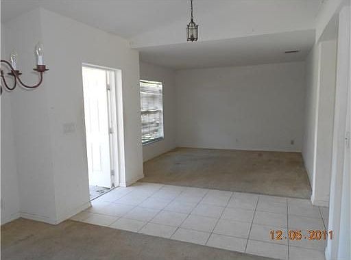 Home For Sale In Port Saint Lucie
