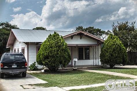 1242 W San Antonio St New Braunfels TX 78130 Zillow