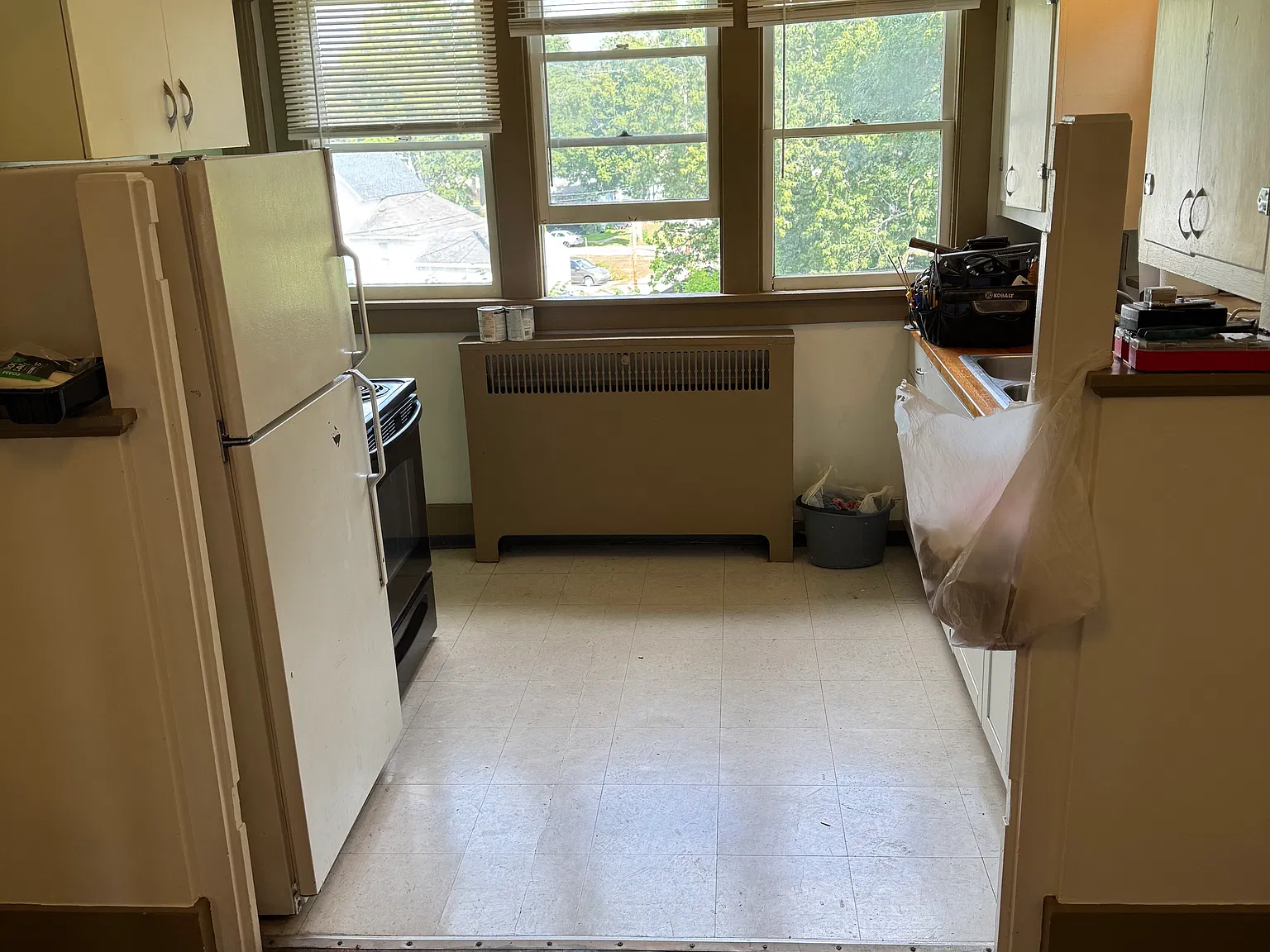 426 W Lexington Ave — Photo 4