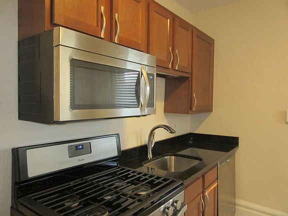 4th image of 866 Dennison Ave #16887868