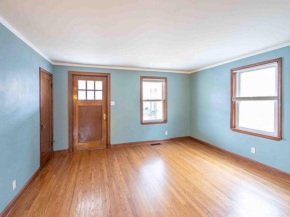 4th image of 2508 Cecelia Ave