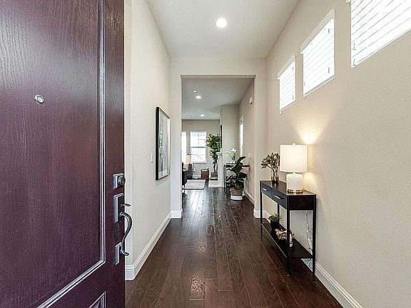 5th image of 4275 Oak Knoll Dr