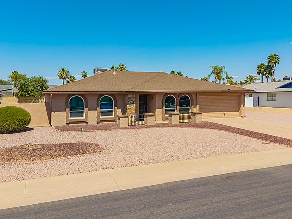 3rd image of 5828 E LUDLOW Drive