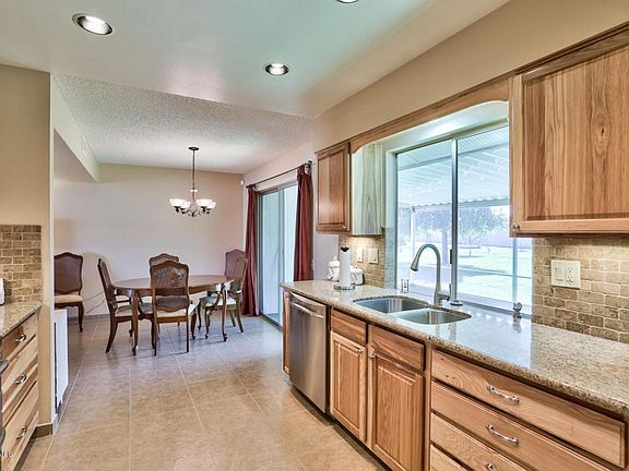 3rd image of 10735 W Caron Dr