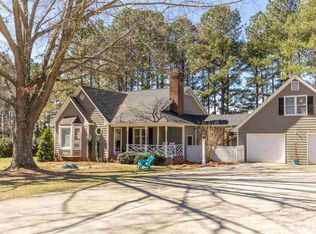 5620 Soft Wind Dr, Fuquay Varina, NC 27526