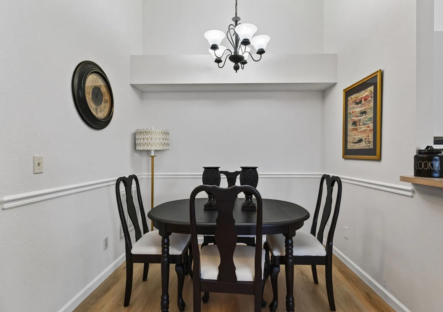 Beautiful Partially Furnished 2-Bedroom, 2-Bathroom Condo in a Gated Community! — Photo 2
