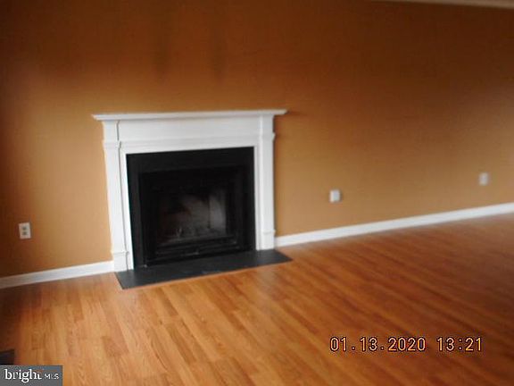 2nd image of 1185 Jo Apter Pl