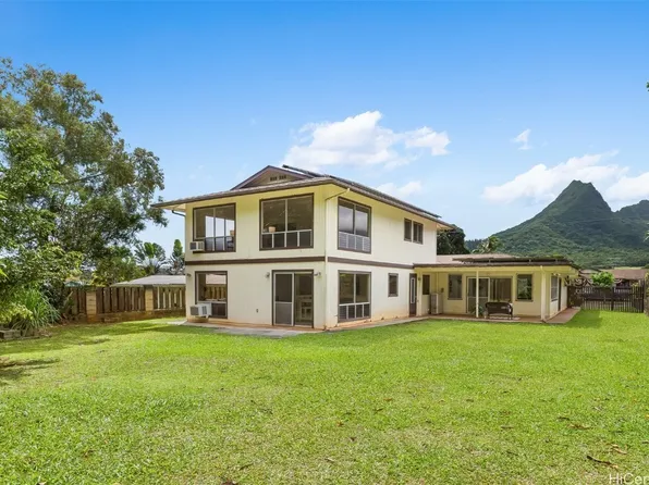 1043 Lunaai St, Kailua, HI 96734