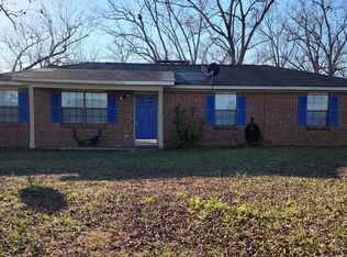 694 Old Columbia Rd, Columbia, AL 36319