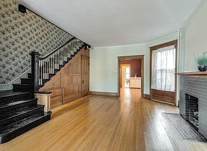 3rd image of 5626 S Blackstone Ave