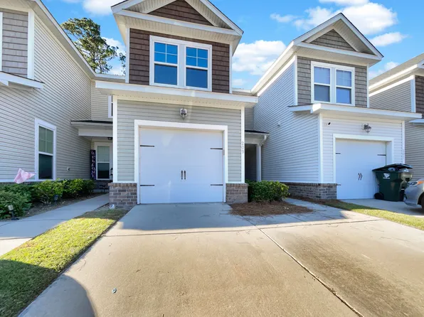 209 S Lamplighter Ln, Summerville, SC 29486