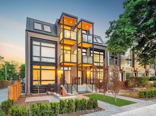 57 Vine Ave #301, Toronto, ON M6P1V6