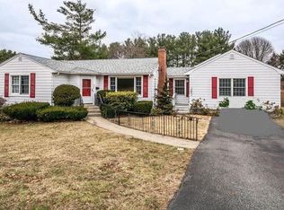 11 Stewart Rd, Reading, MA 01867