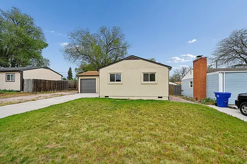 309 Redwood Dr Photo 1