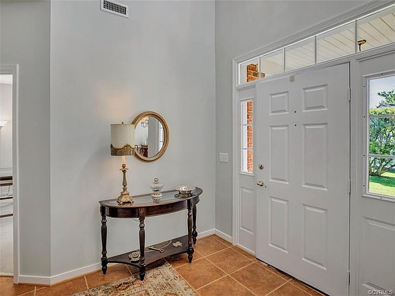 5th image of 10212 Mobjack Ave