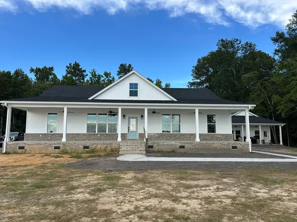 1106 Blueberry Bush Rd, Summerton, SC 29148