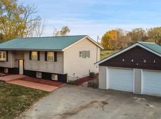 4421 Thornton Hwy, Charlotte, MI