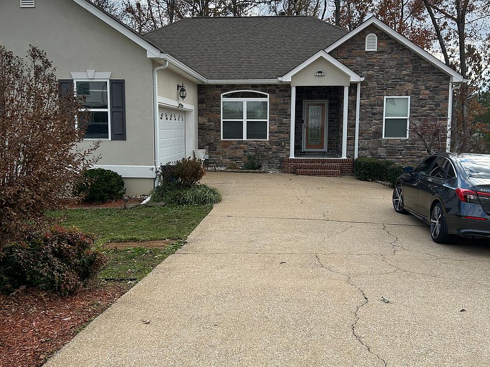 1st image of 8011 Hamilton Mill Dr