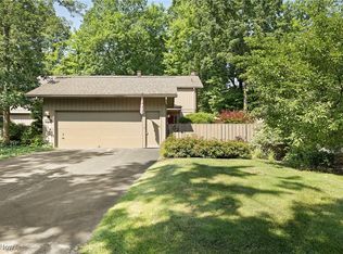 629-37 Fairington Oval, Aurora, OH 44202