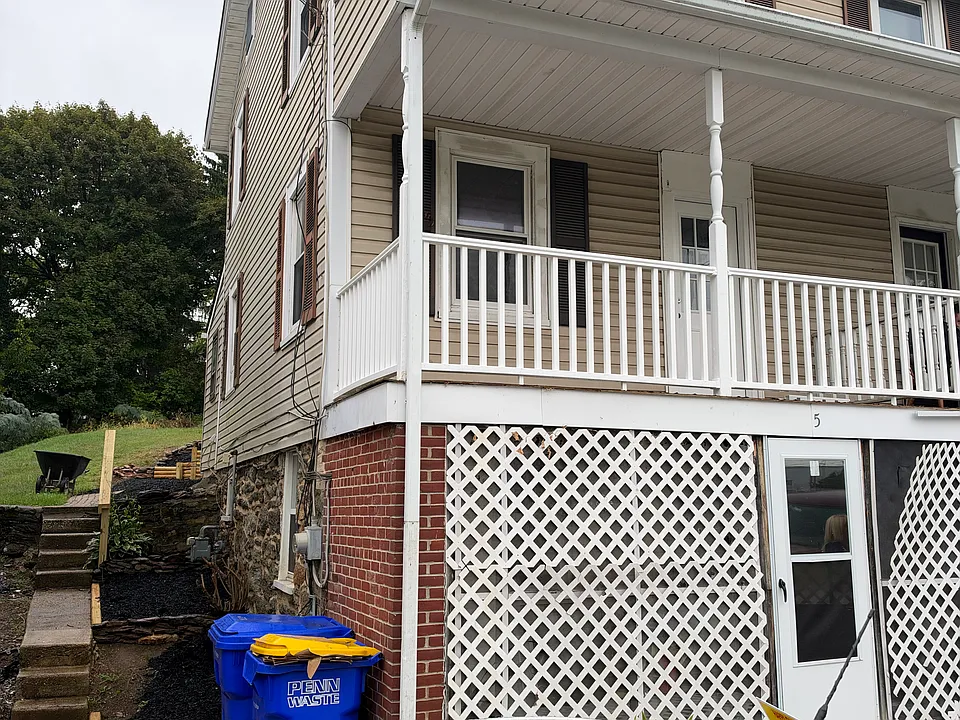 5 Pleasant Ave #5