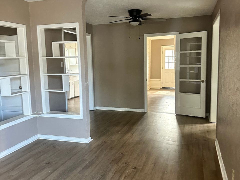2nd image of 4254 Green Grove Dr