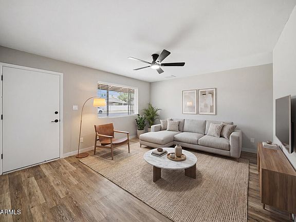 3rd image of 3709 W Echo Lane