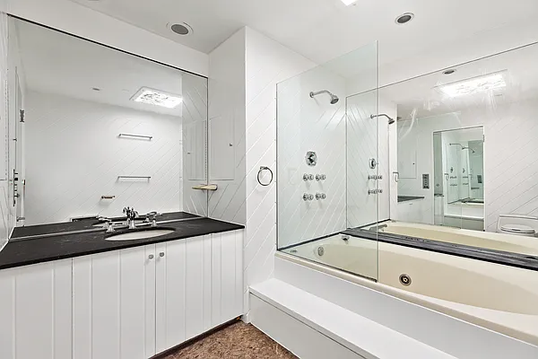 Rented by Compass | media 25