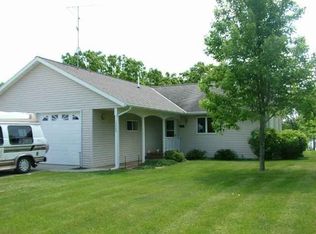 12993 212th Ave NE, New London, MN 56273