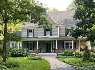 28W701 Berkshire Rd, West Chicago, IL 60185