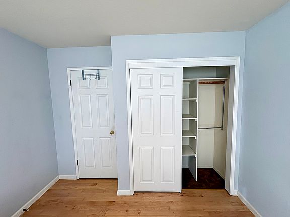 5th image of 5867 W Walbrook Dr