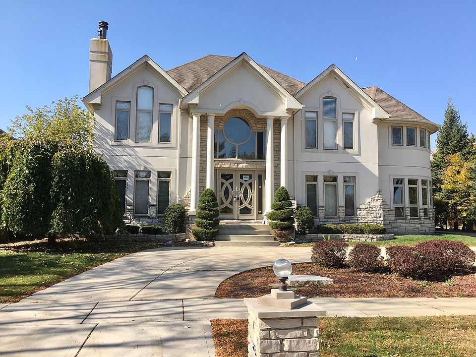 990 W Stonehedge Dr, Addison, IL 60101 Zillow