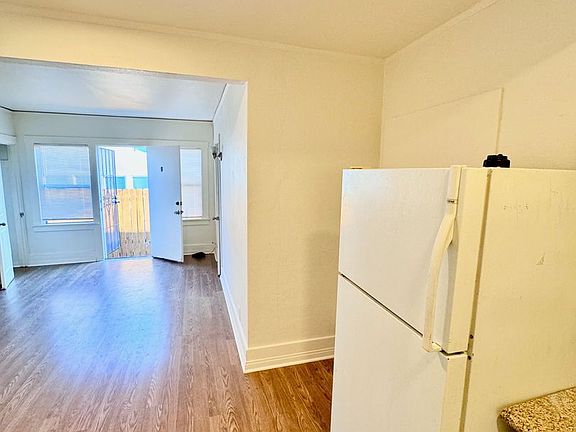 3rd image of 6511 Painter Ave #B