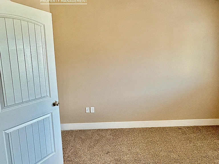 16661 N Profit Cir — Photo 26